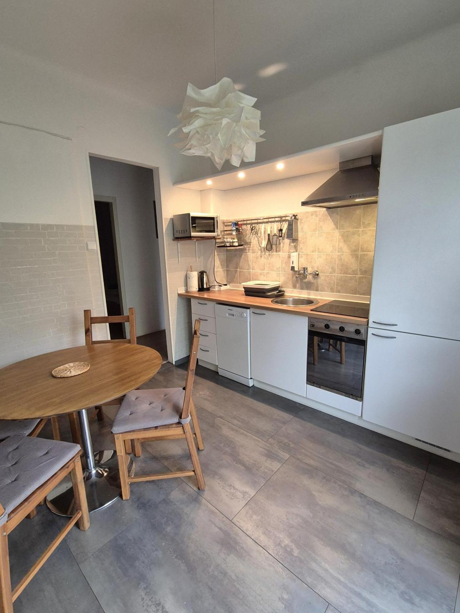 West Capital - Free Private Parking Apartment ซาเกร็บ ภายนอก รูปภาพ